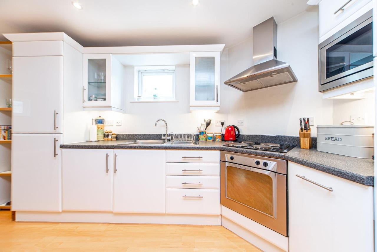 Pass The Keys Delightful Apartment Close To River In Se16 Londra Exterior foto