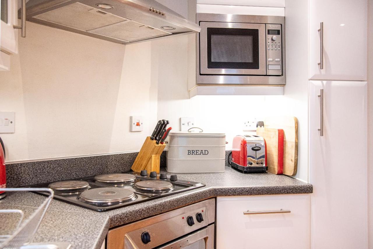Pass The Keys Delightful Apartment Close To River In Se16 Londra Exterior foto