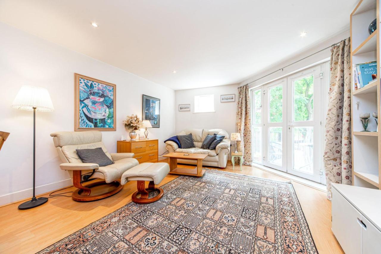 Pass The Keys Delightful Apartment Close To River In Se16 Londra Exterior foto