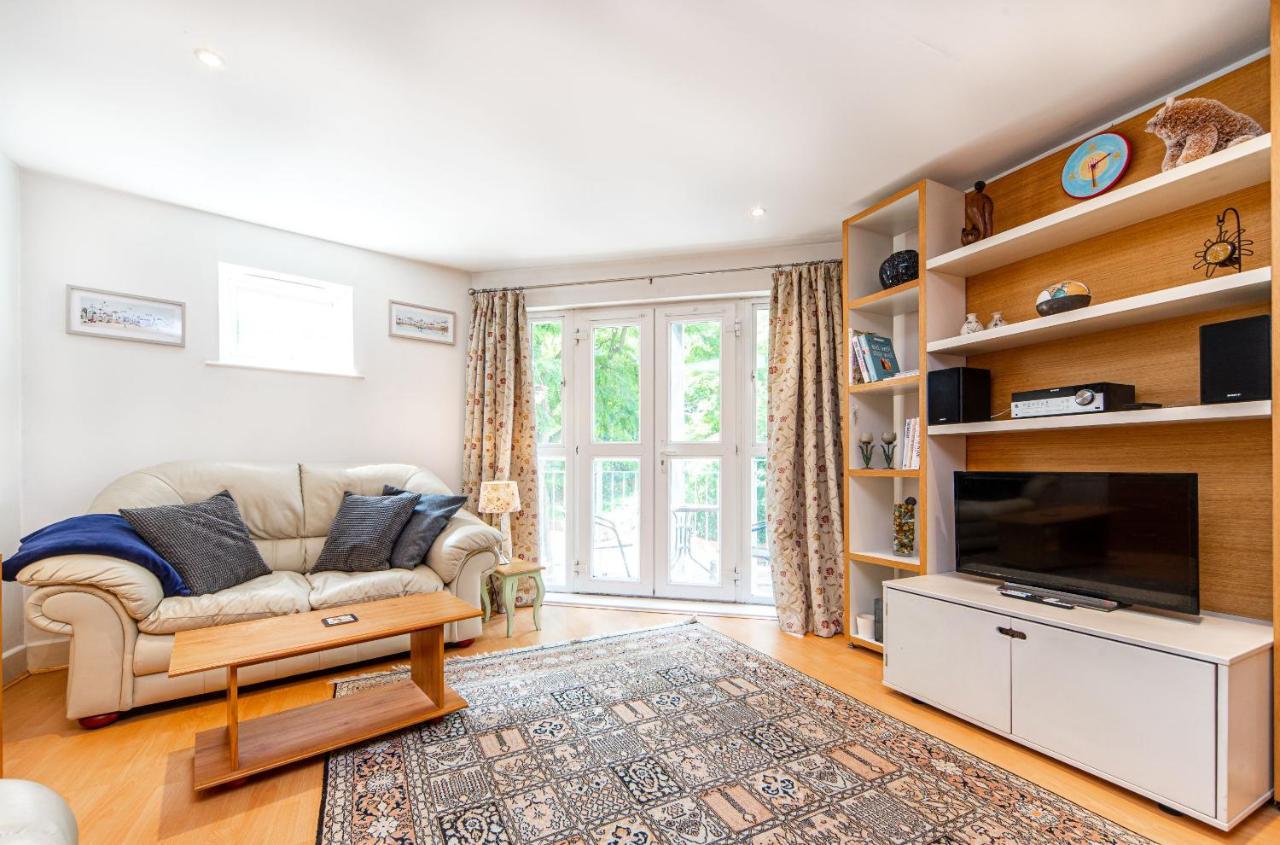 Pass The Keys Delightful Apartment Close To River In Se16 Londra Exterior foto