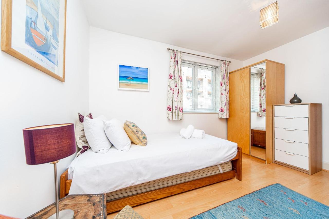 Pass The Keys Delightful Apartment Close To River In Se16 Londra Exterior foto