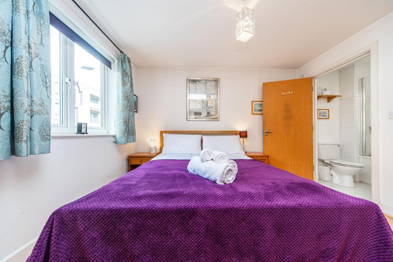 Pass The Keys Delightful Apartment Close To River In Se16 Londra Exterior foto